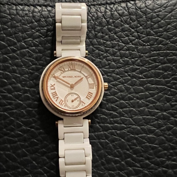 Michael Kors Women's Mini Skylar White Watch Mk6240 - Picture 1 of 3
